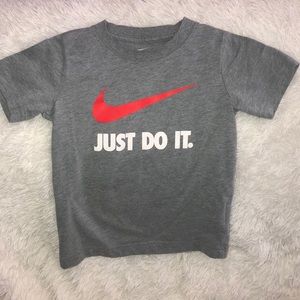 Nike t-shirt